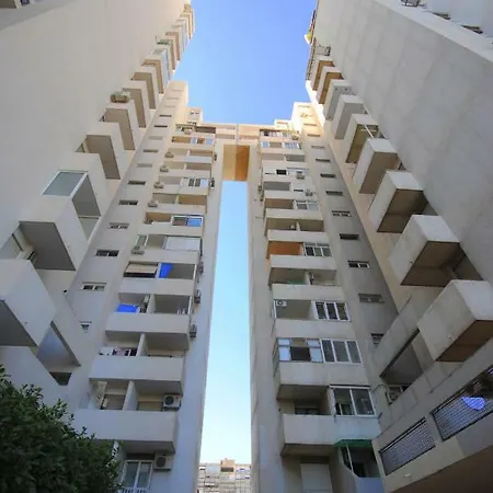 شقة Tina